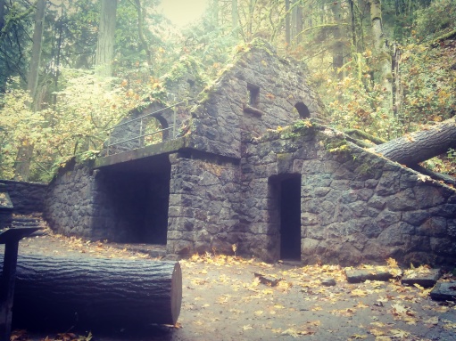 the-stone-house-aka-witches-castle-a-wpa-built-comfort-station-destroyed-mostly-by-the-columbus-day-storm-of-1962-witchescastlepdx_30533277406_o